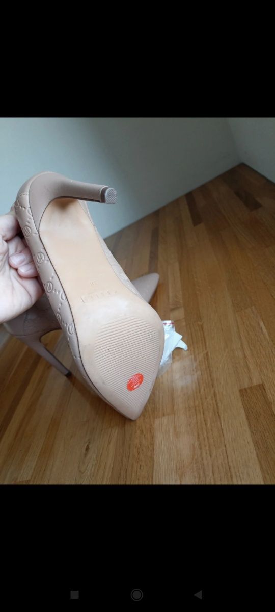 Czółenka damskie buty na obcasie beżowe wiosenne