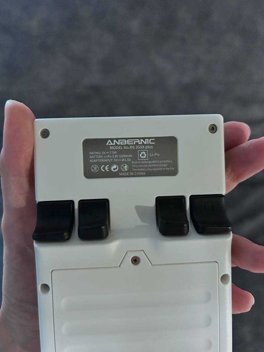 Ігрова ретро консоль Anbernic RG35XX Plus - приставка