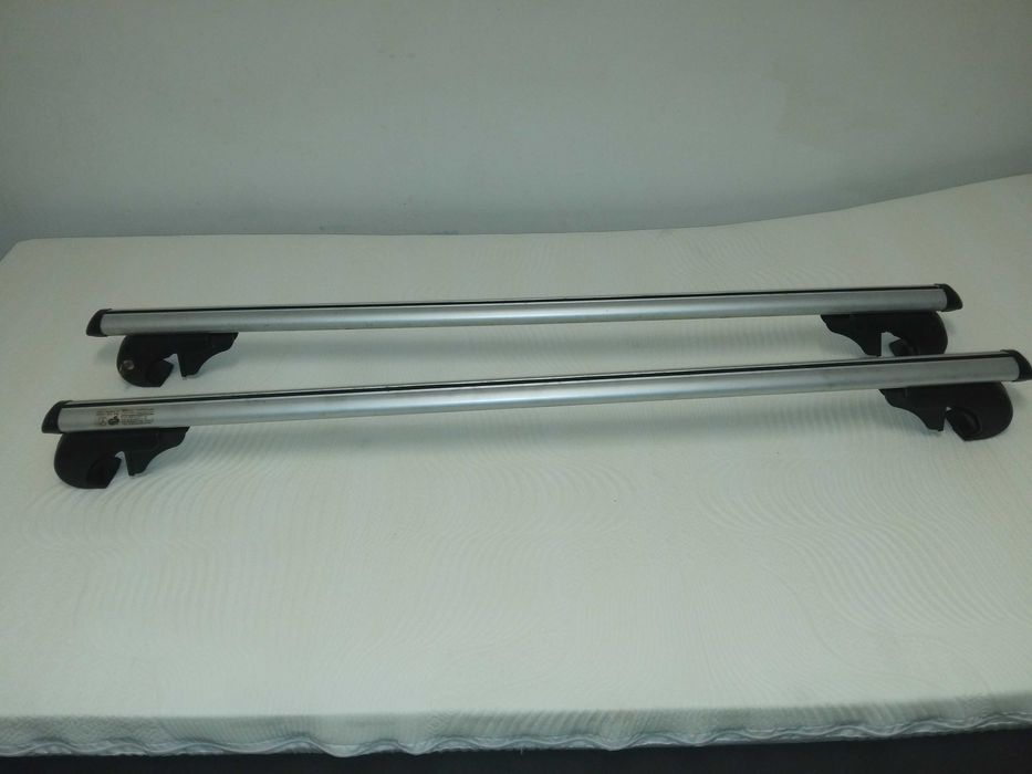 Bagażnik samochodowy na relingi