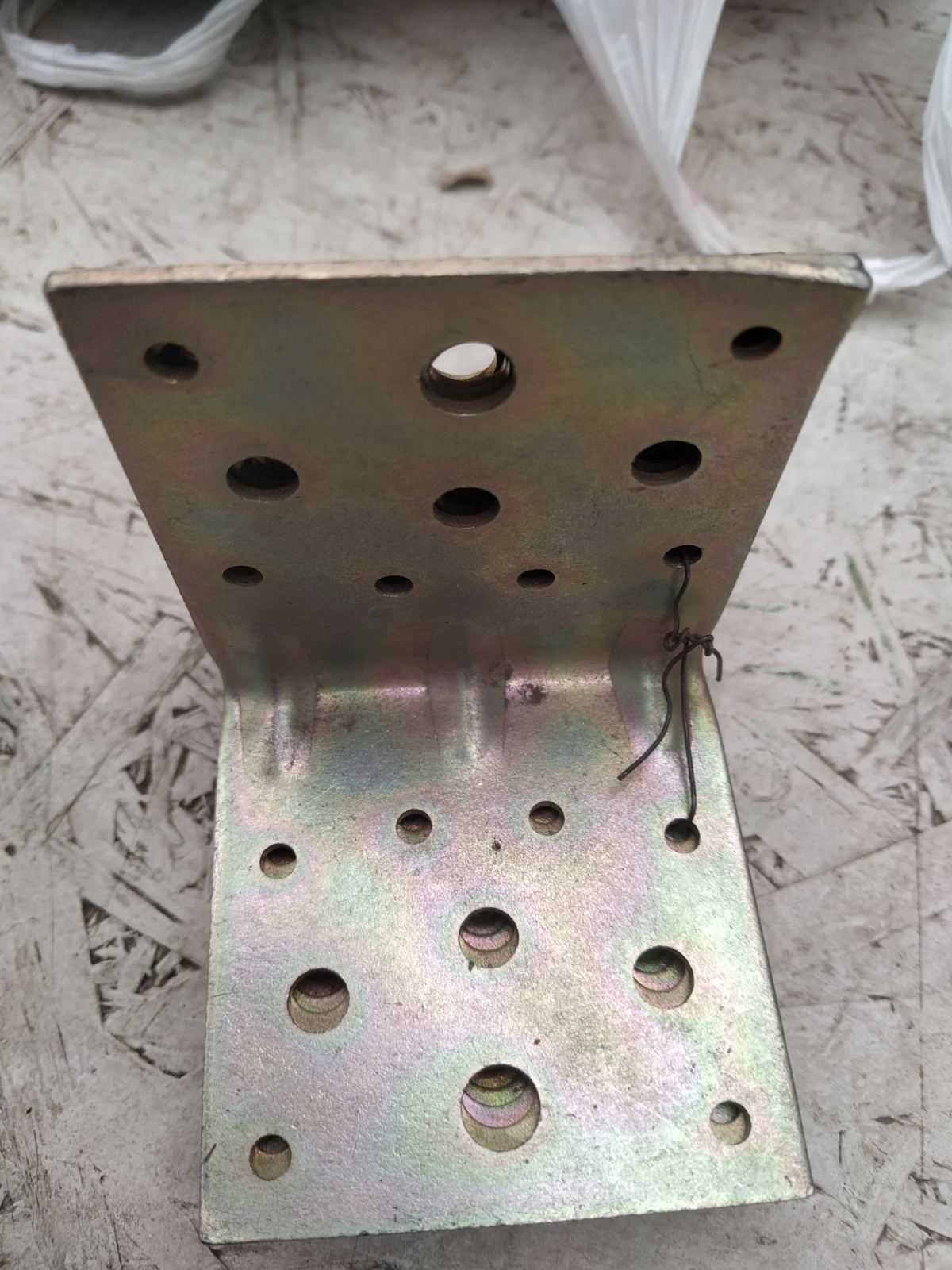 Кутник віконний посилений 8×2,;4,5×2  будівельн: 8×5,5;8×7;6×10;10×6,5