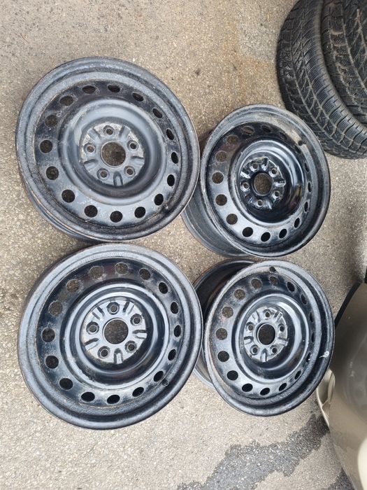 Felgi stalowe 16" 5x114.3 Toyota Corolla Autris Avensis