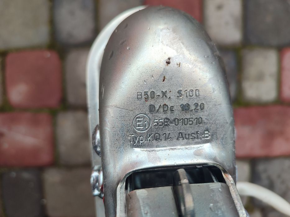 Прицеп причіп прицепи