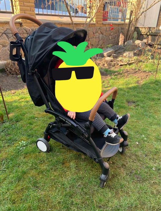 Продам прогулянкову коляску Yoya