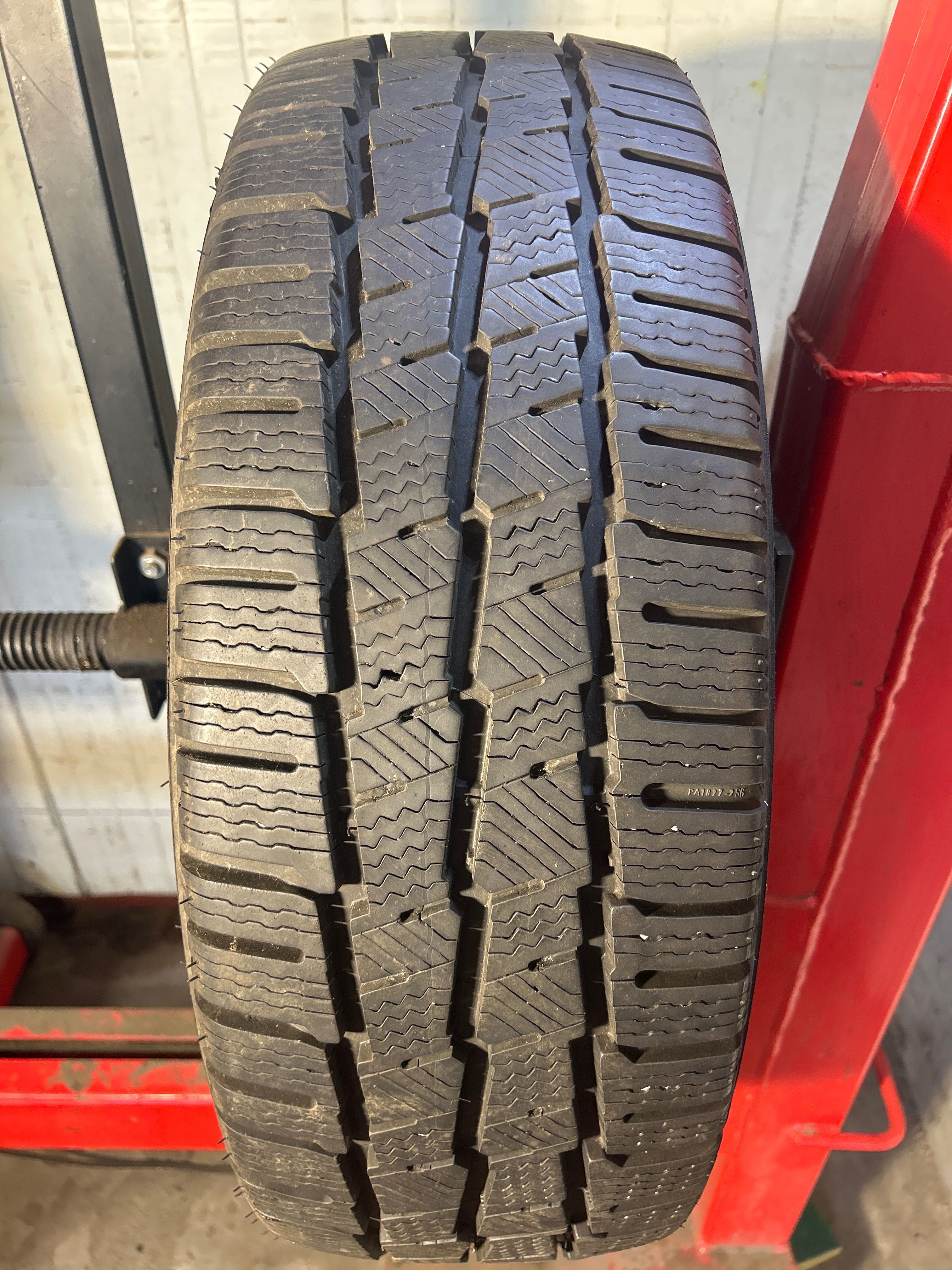 Michelin Agilis ALpin 225/65/16c 112/110R