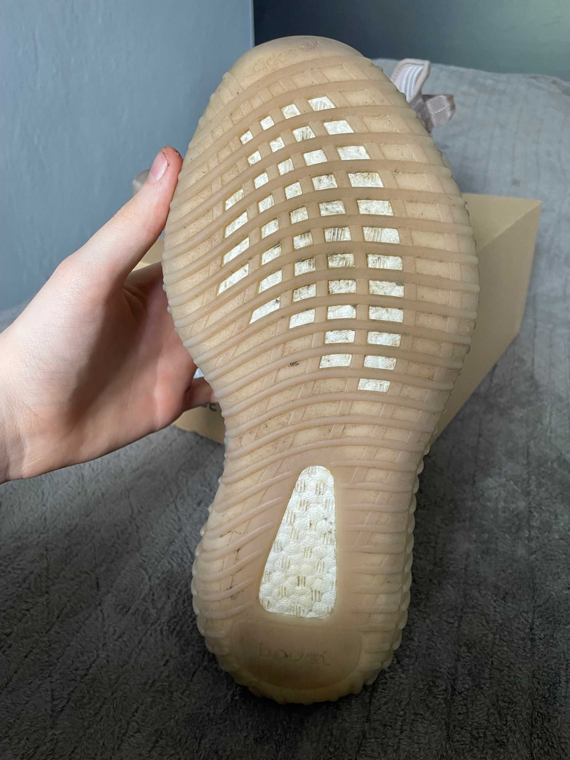 yeezy 350v2 mono mist