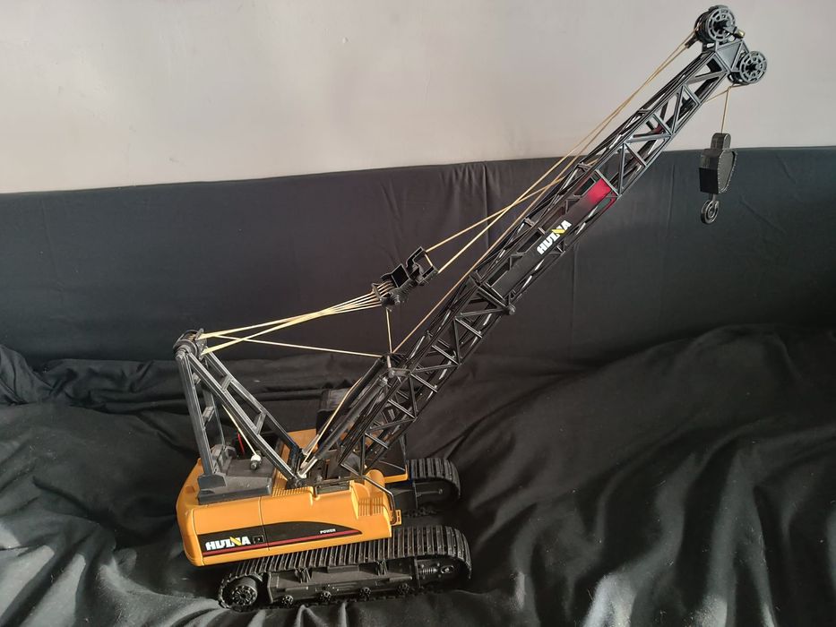 Dzwig gąsienicowy HuinaToys