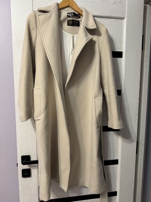 Пальто Zara шерстяне