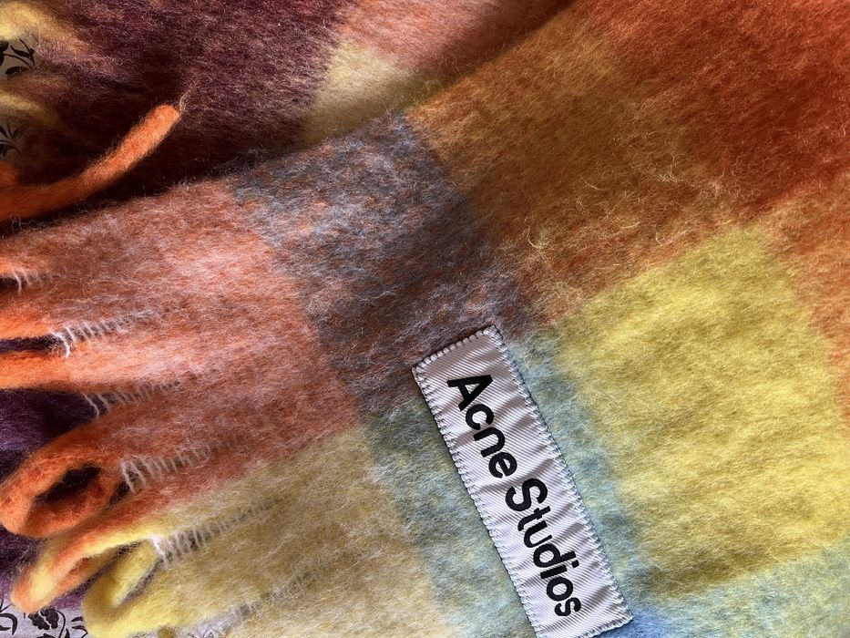 Acne Studios стильний шарф