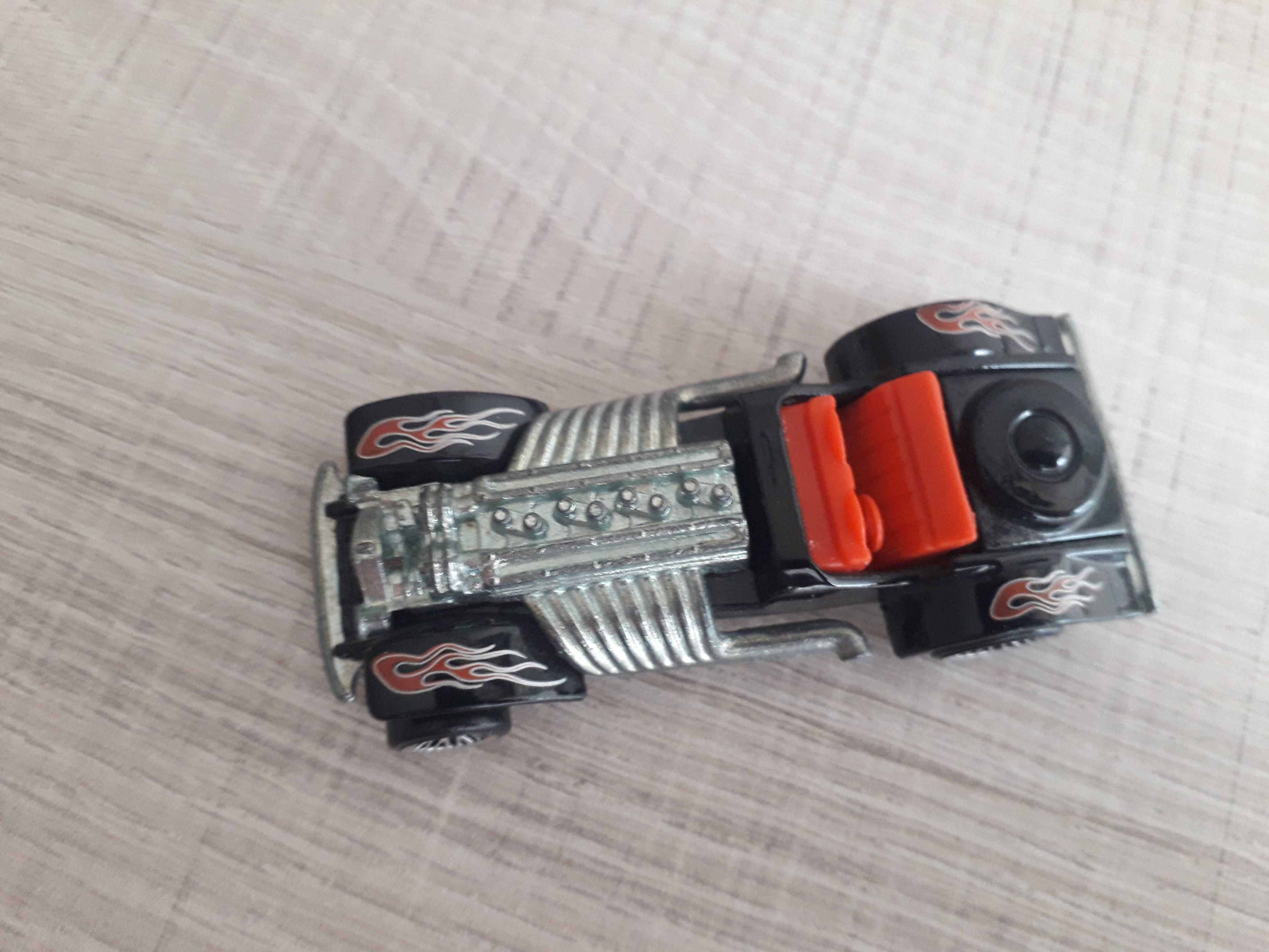 Hot Wheels 1970 samochodzik