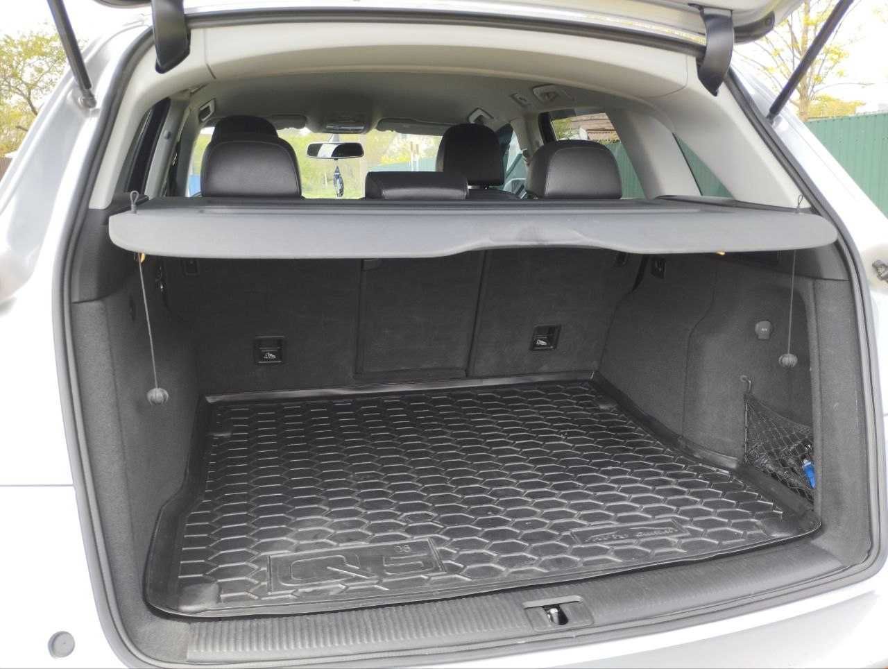 Продаю Audi Q5, 2012