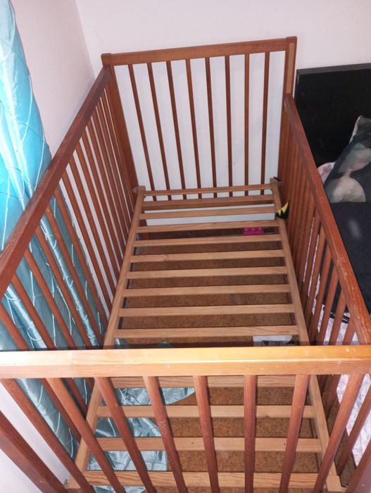 Berço com pouco uso