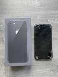 Smartfon Apple Iphone 8 64GB uszkodzona matryca