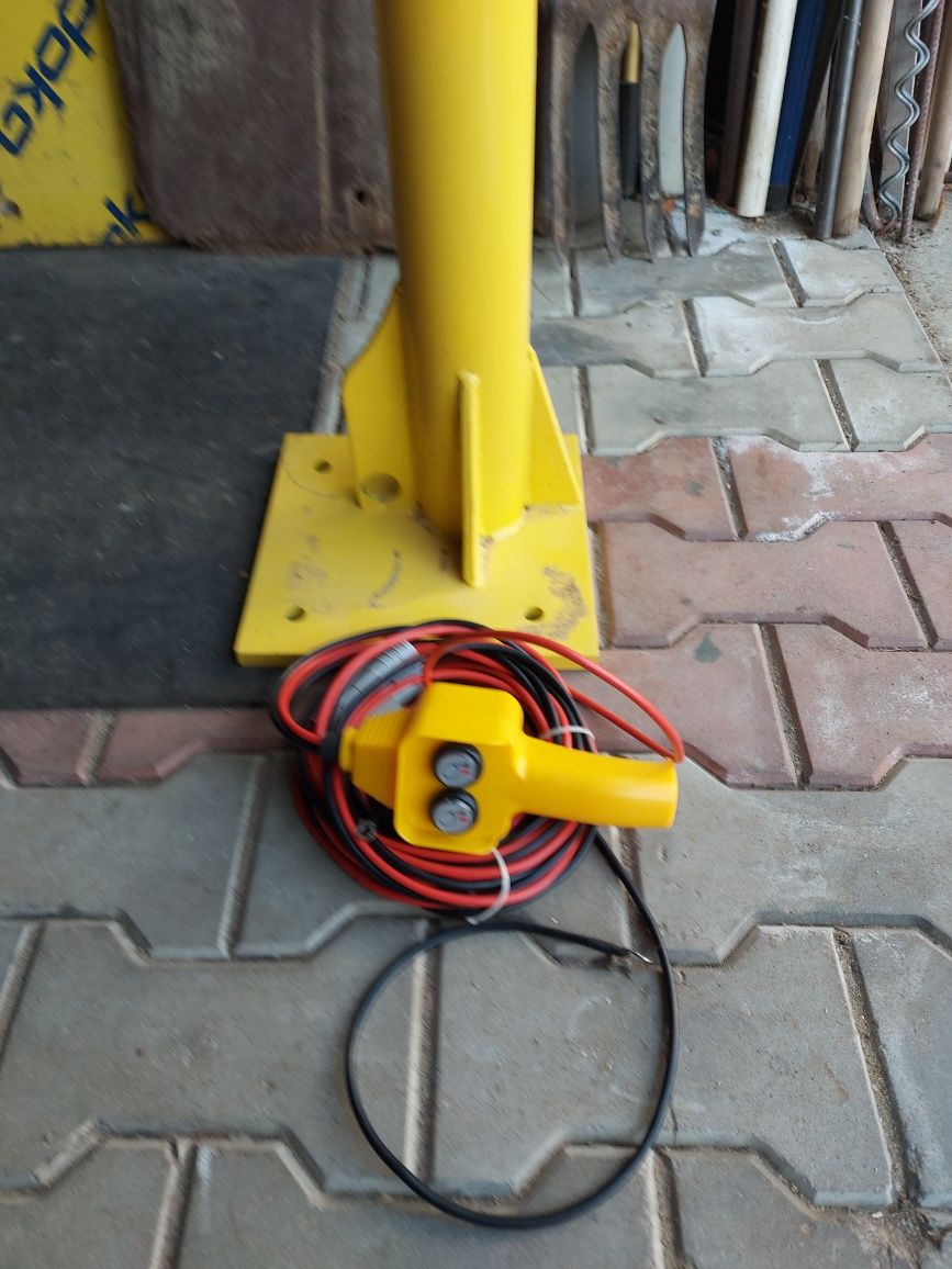 Mały dźwig 500kg, prime tech 12v, żuraw na przyczepkę