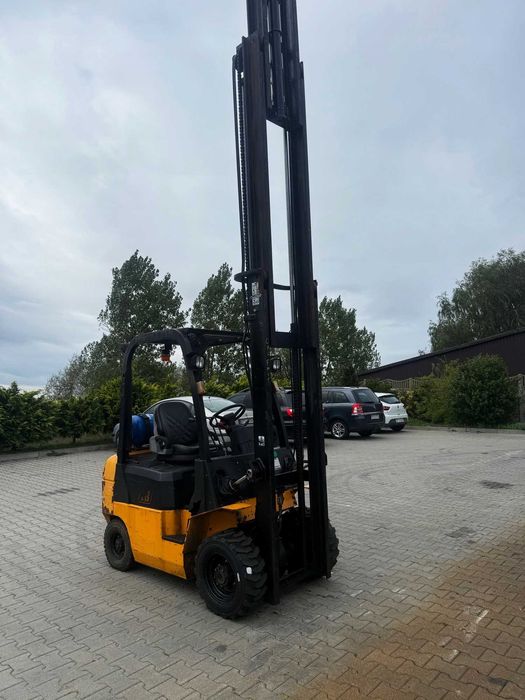 wózek widłowy terenowy HC CPQD18 LPG 1800kg Triplex 5.50m 2011r NISSAN