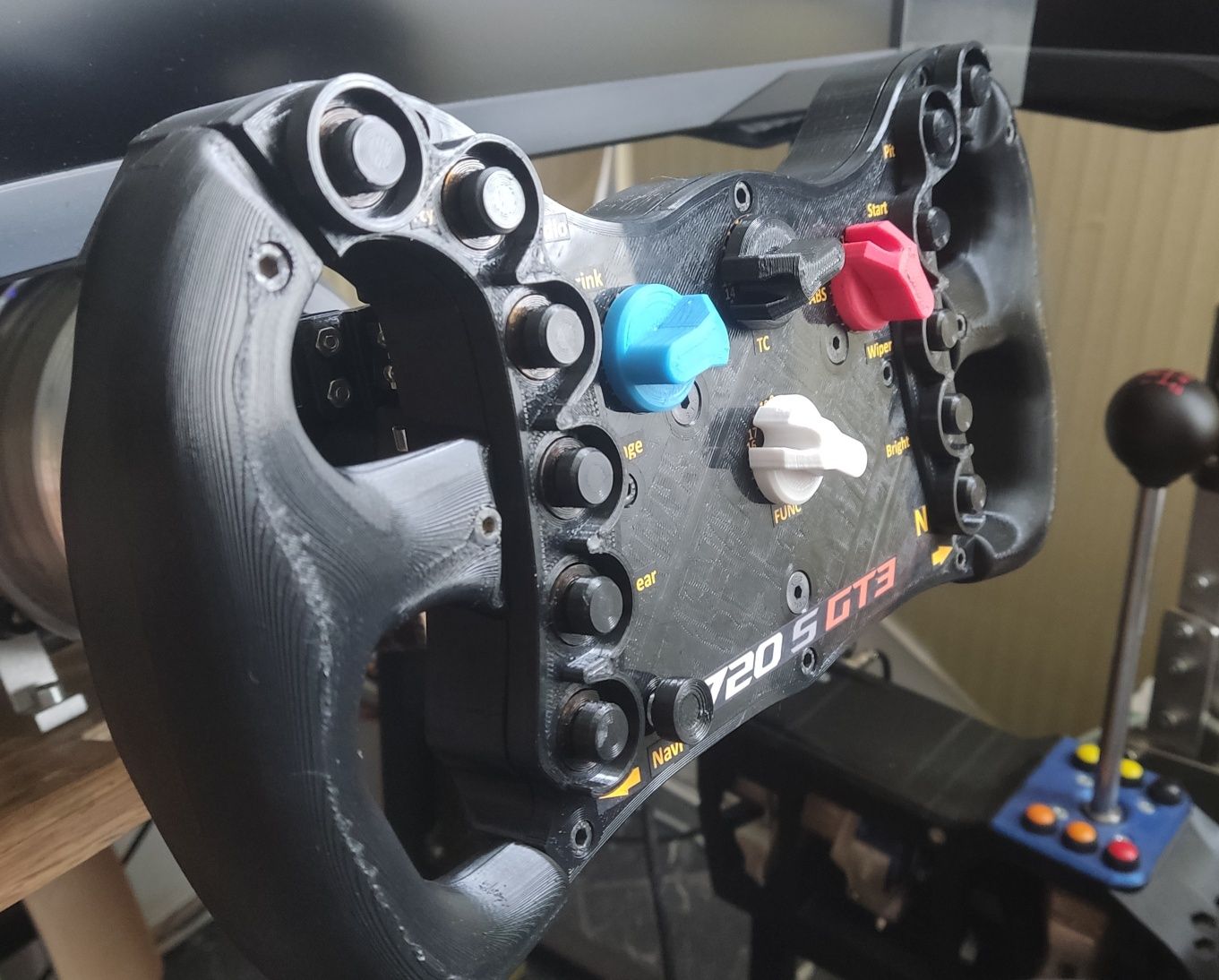 Штурвал для симрейсинга руль McLaren 720S GT3 simracing thrustmaster