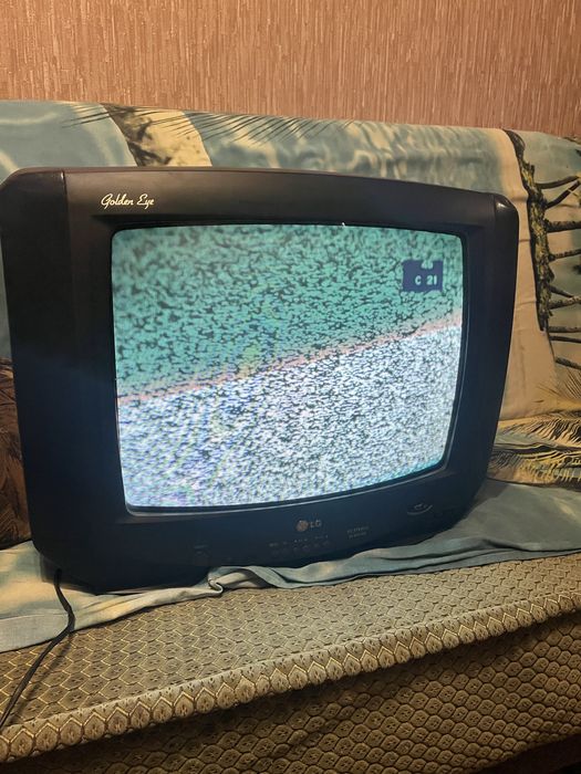 Продам телевізор ламповий LG