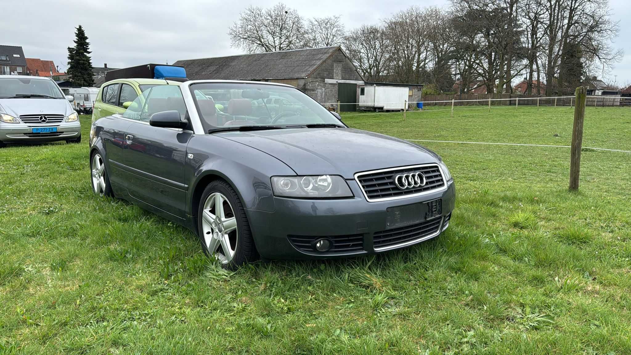 Audi A4 B6 B7 Cabrio LX7Z Maska Zderzak Błotniki Drzwi Klapa