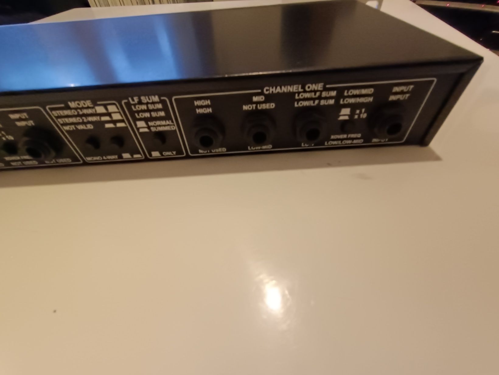 DBX Zwrotnica Aktywna DBX 234S beyma polaudio JBL crown stx elmuz