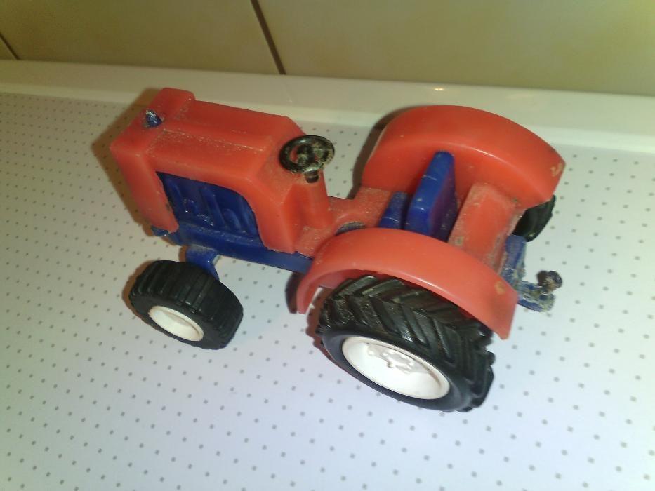 Трактор. советский.