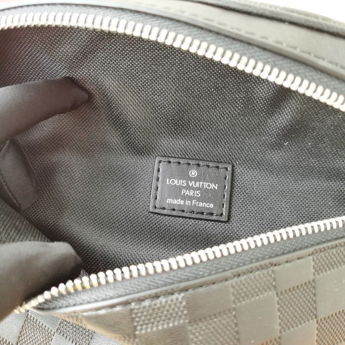 Бананка Louis Vuitton campus damier infini