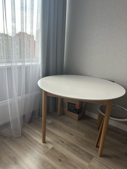 Продам розкладний стіл JYSK