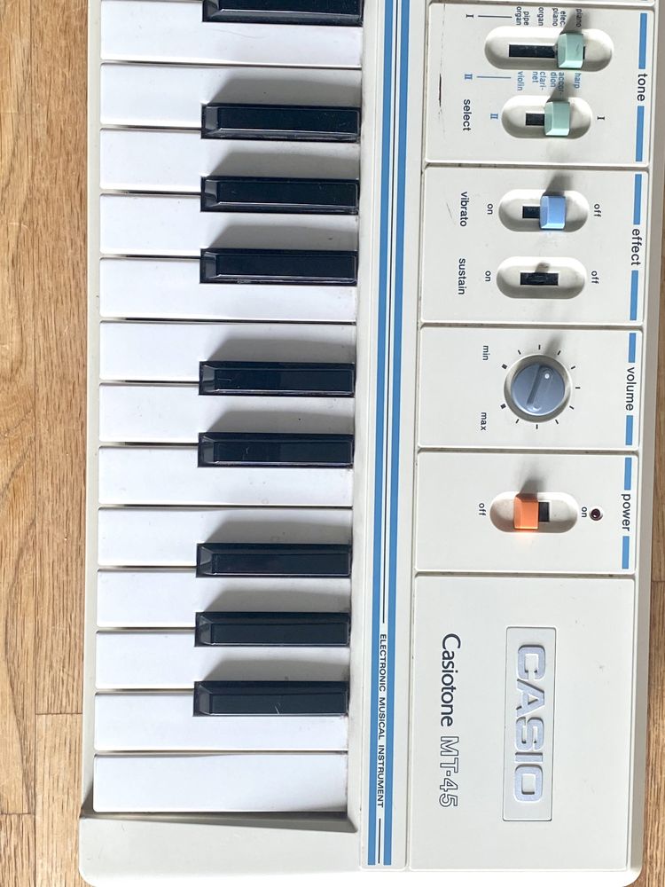 Casio casiotone MT-45 keyboard vintage analog