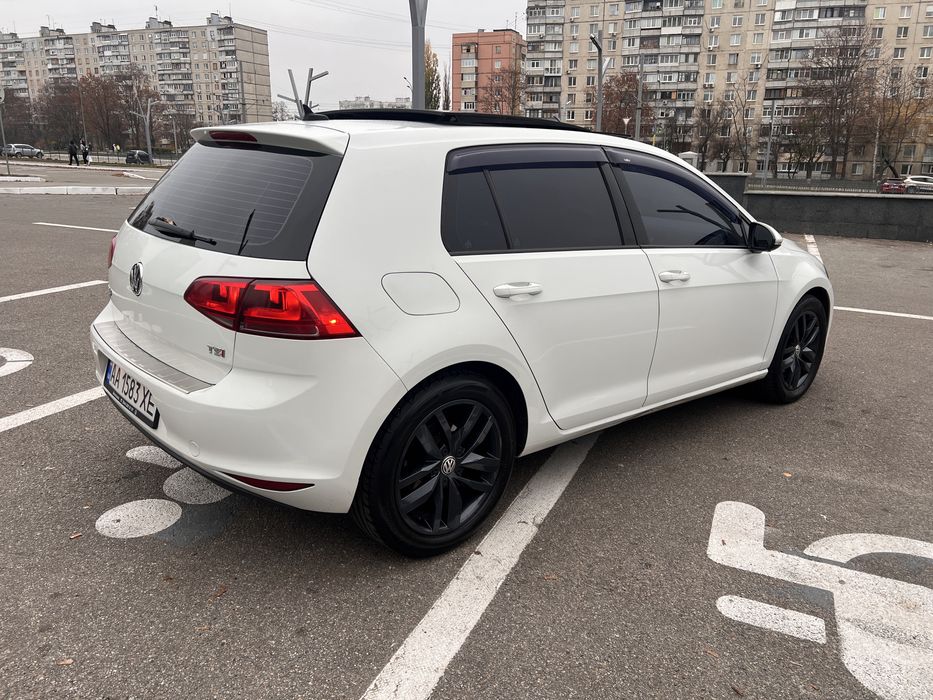 VW Golf 7  1,8 TSI
