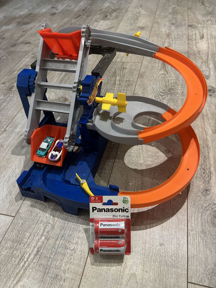 Трек Hotwheels, трек Hot wheels, трек Хотвілс, Хотвилс трек
