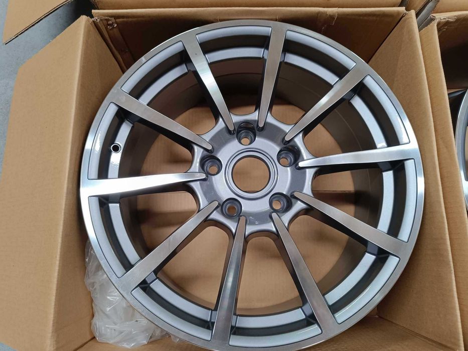 Felgi Aluminiowe 19' 8,5x19 Et51 5x130 Audi Q7 Porsche Tuareg