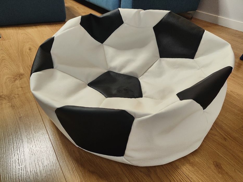 Puf dla dzieci piłka