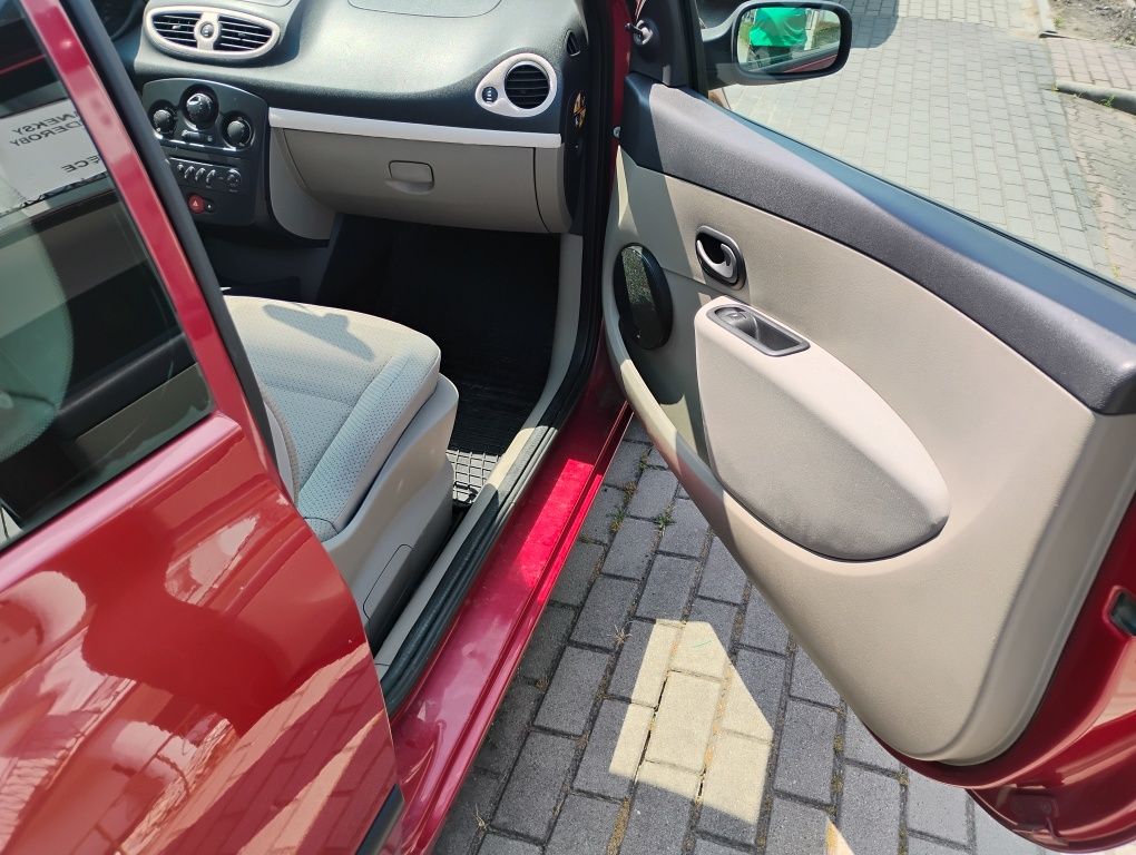 Renault Clio 3 1.6 16v 88 KM