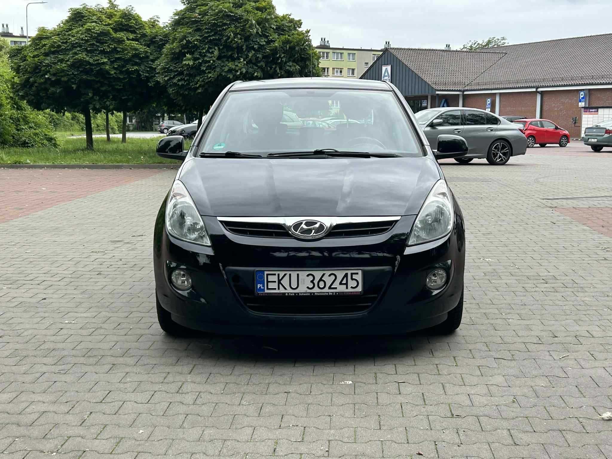 Hyundai I20 1.4 Klima auto, kiero multifun., 4x el. szyby i lusterka