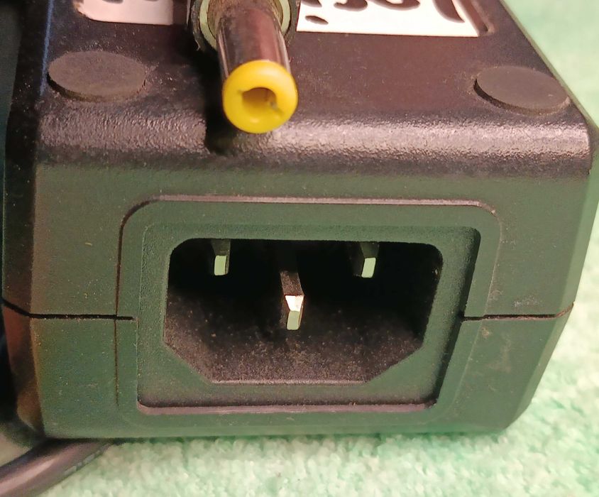 Блок живлення до керма ігрового Logitech g27 g25 g29 forsa momo 24v