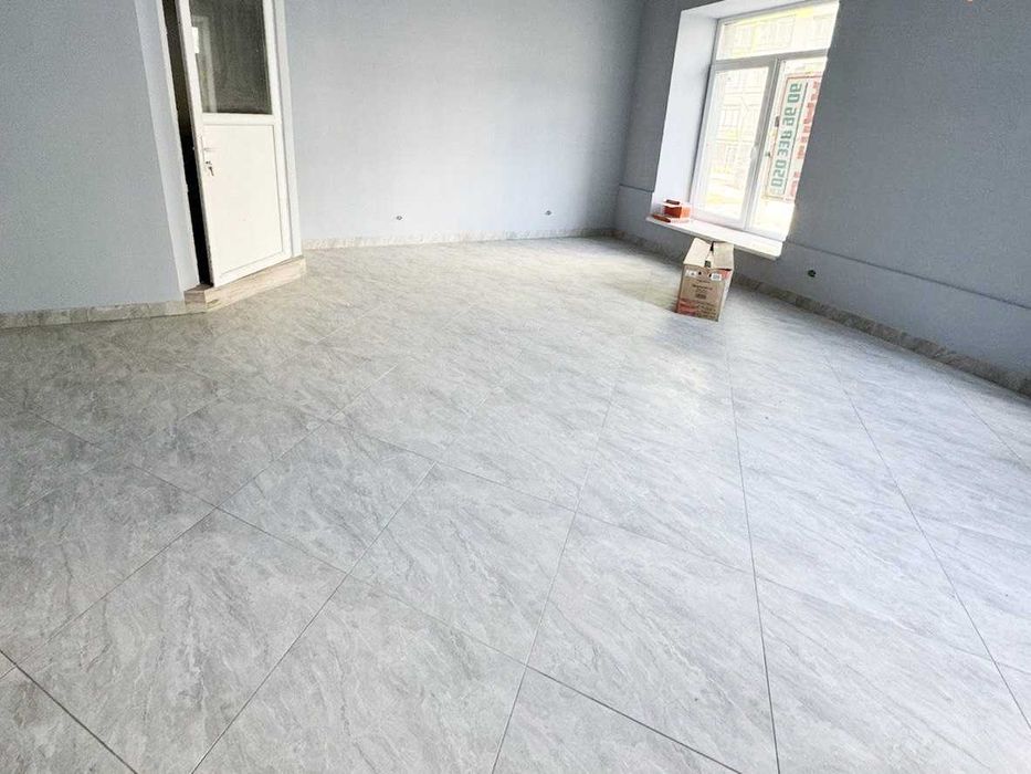 Продається комерційне приіщення в ЖК Міленіум в самому центрі ЖК.