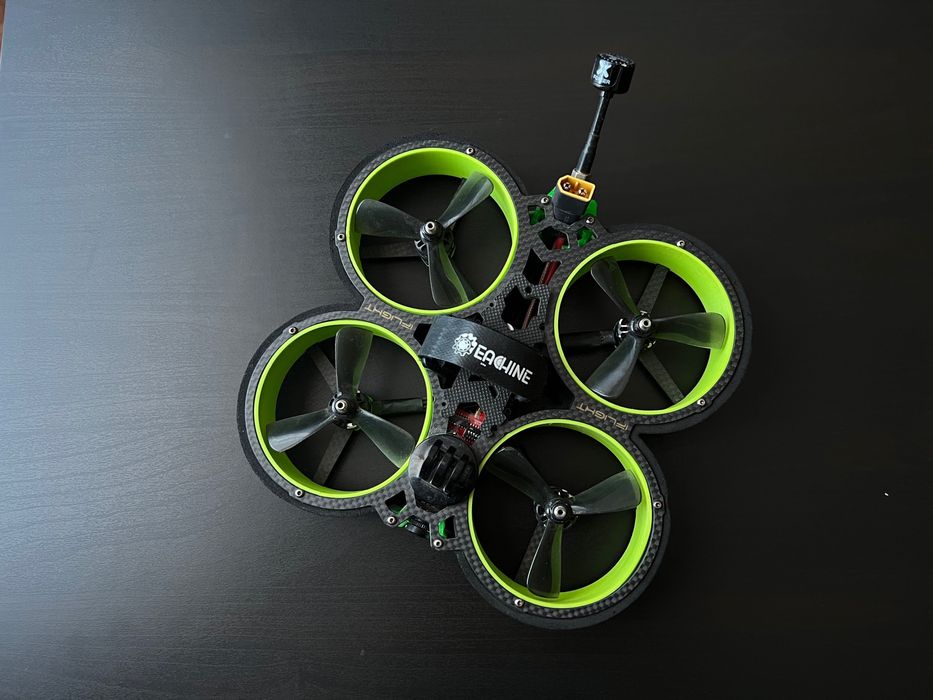 Dron FPV iFlight Green Hornet 4s cinewhoop