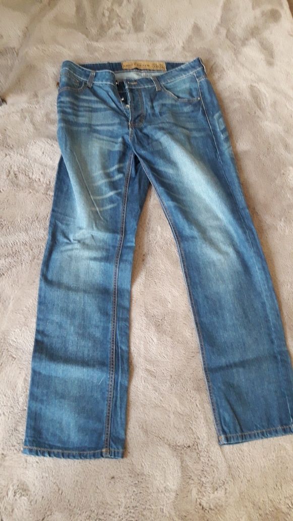 Spodnie cropp 33/34