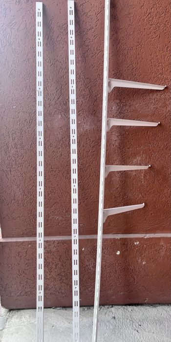 Продам стелажі металеві