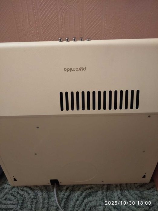 Вытяжка Pyramida MH 50 IV