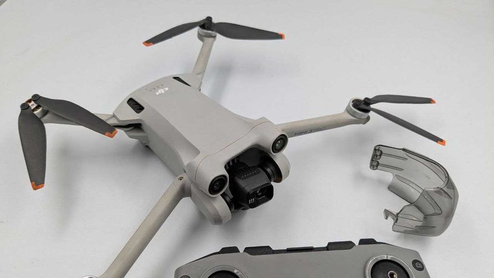 Дрон DJI Mini 3 Pro у чудовому стані!