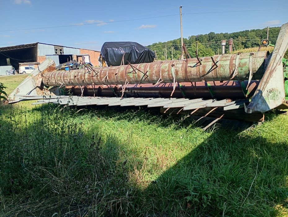 Приставка соняшникова