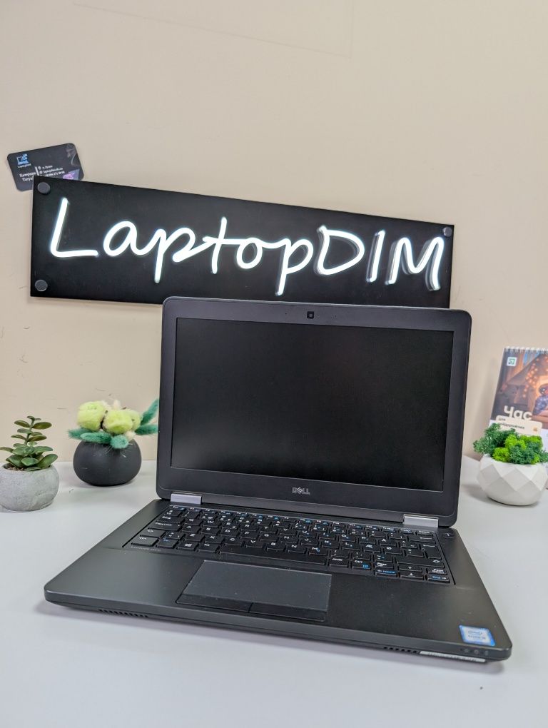 Ноутбук Dell Latitude E5270/i5-6200U/8/128/12"/HD/компактний.Бюджетний