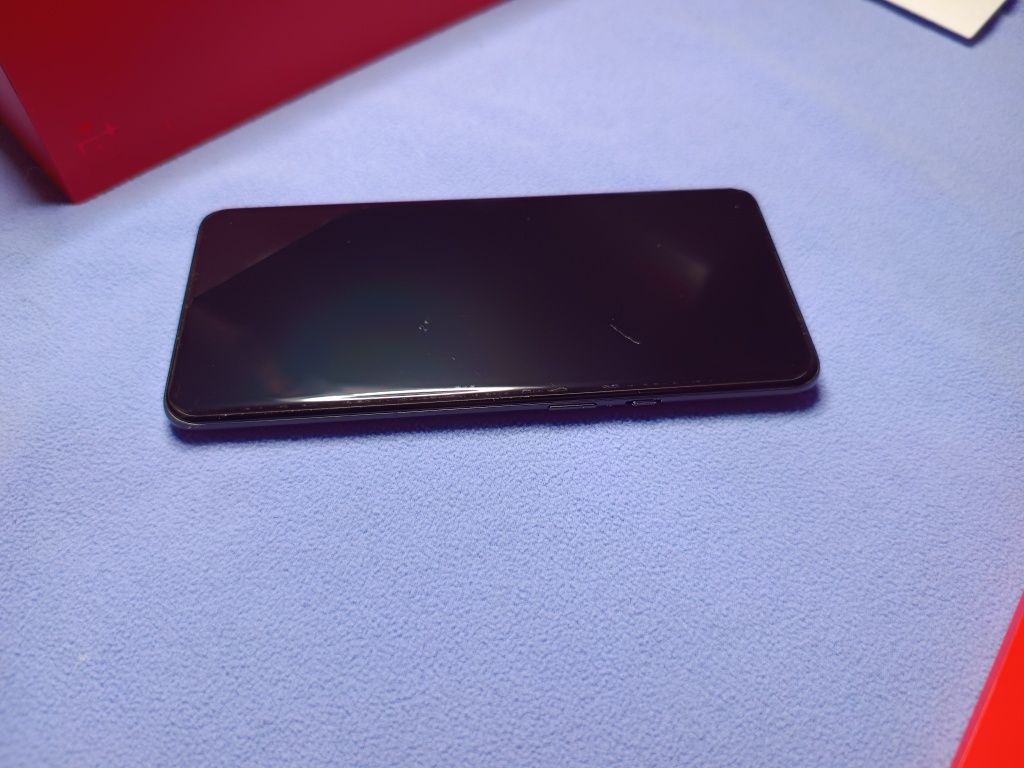 Oneplus 9 pro 5g 8/128