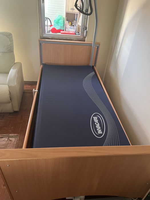 Cama artículada semi-nova