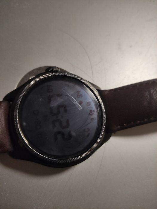 Mobvoi Ticwatch pro 5 под ремонт-восстановление