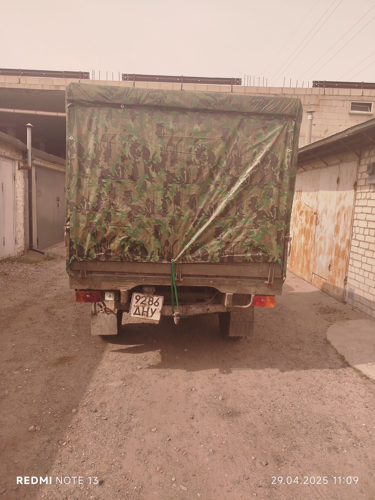 УАЗ 3303.          .