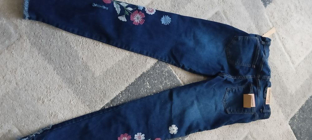 Spodnie jeansy rozmiar 158