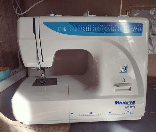 Швейная машинка Универсальная Minerva M832B