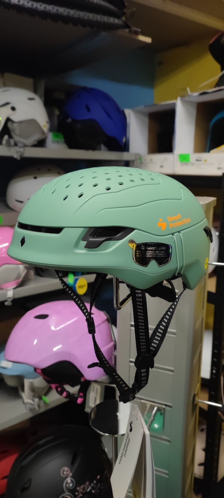 Nowy kask Sweet protection ascender mips , narciarski , wspinaczka M/L