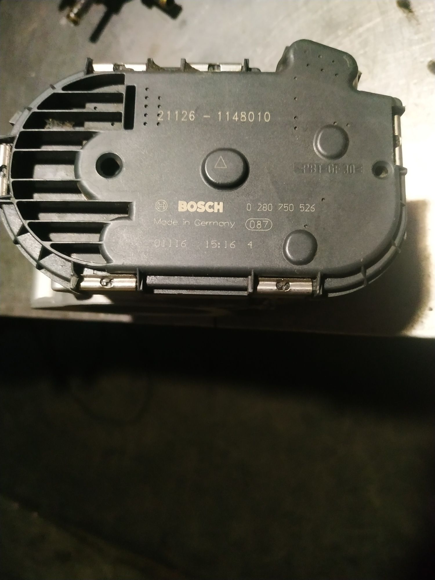 Электронная дроссельная заслонка Bosch 21214 нива тайга