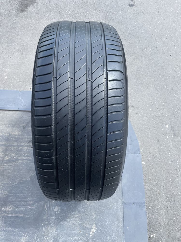 245/45/18 michelin primacy 4
